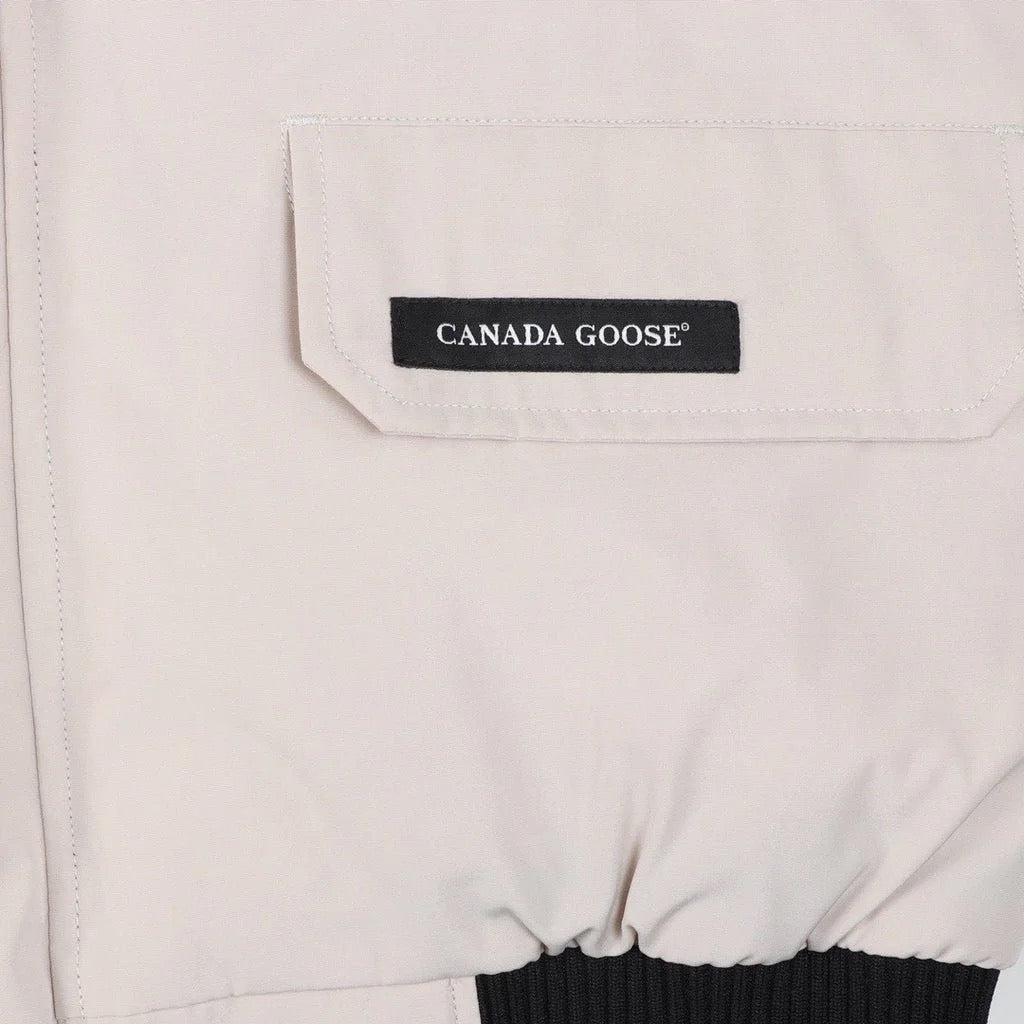 "Goose-White" Puffer