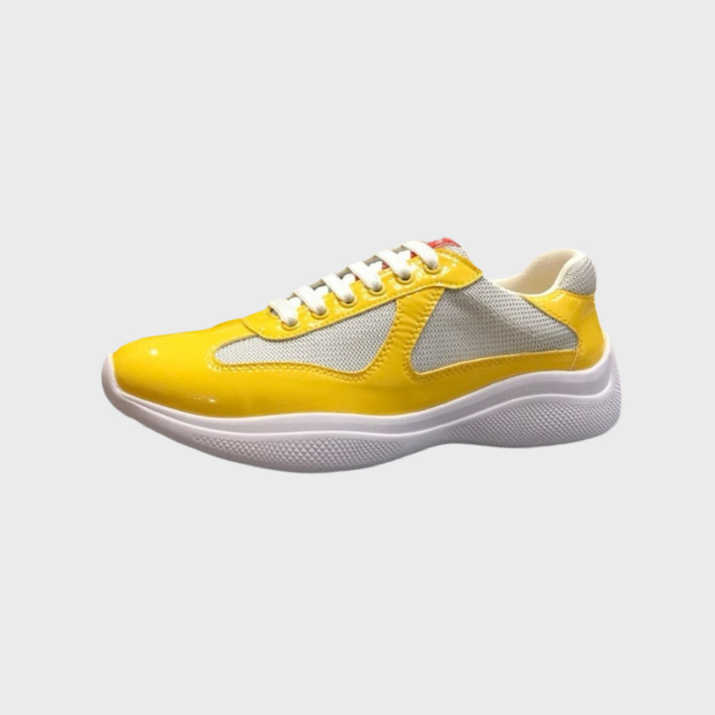 Cups Sneaker