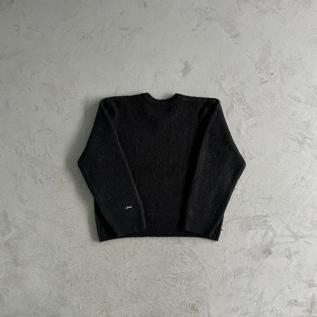 "CRTZ" Mohair Black