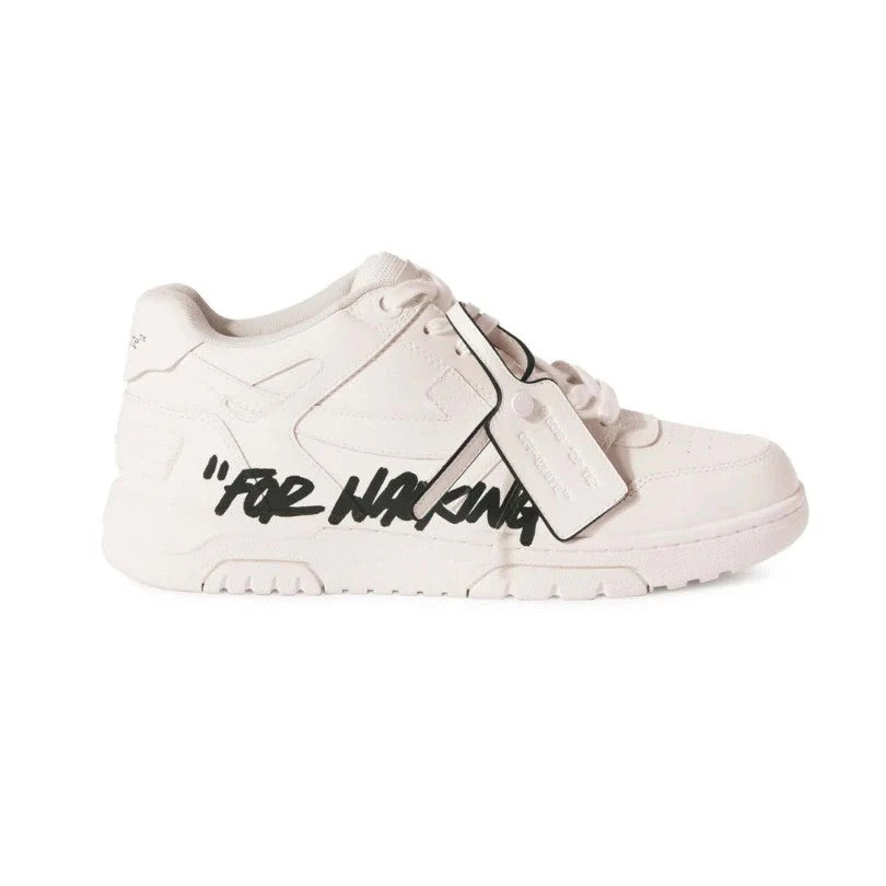 "Off-Sneaker" Grafitti