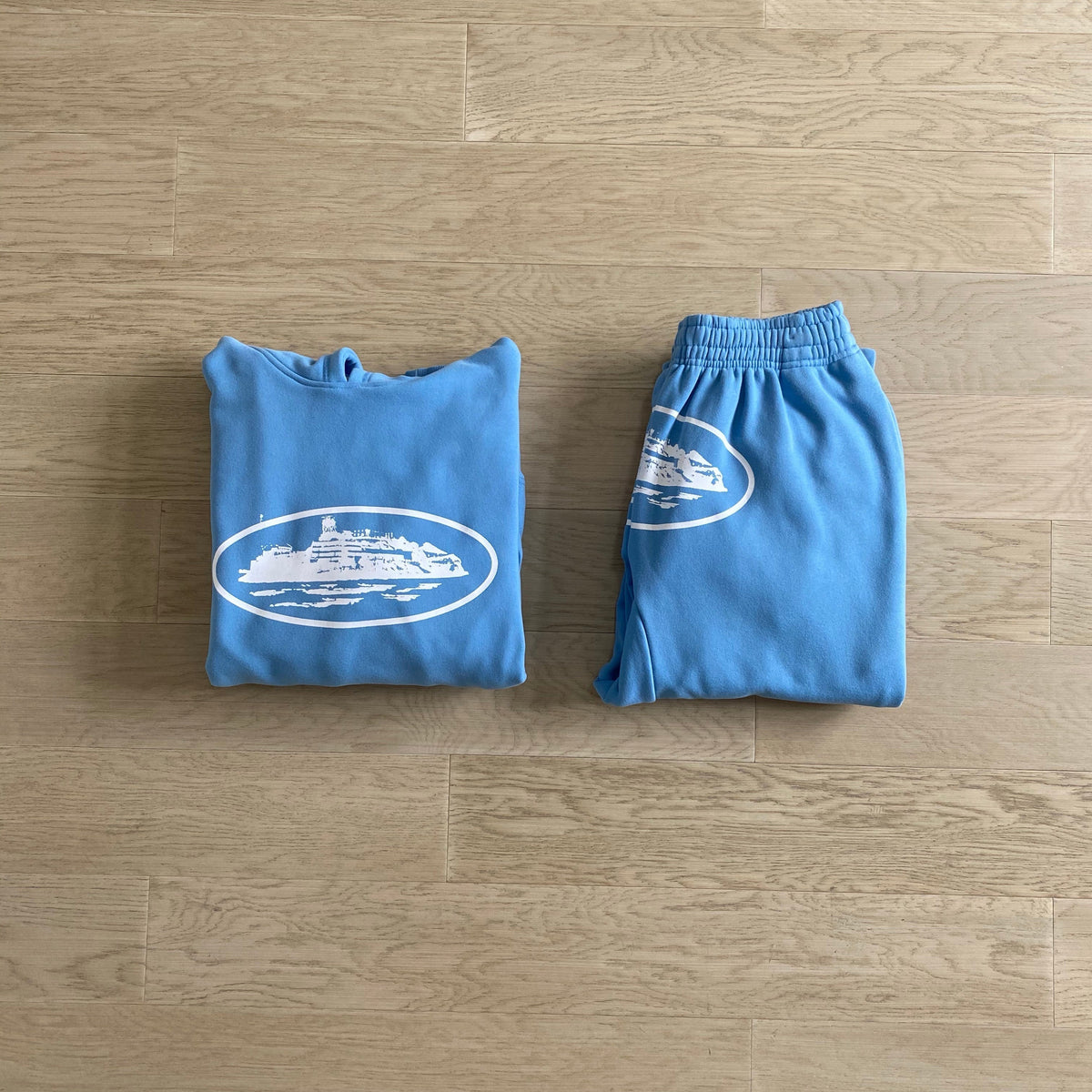 "Alcatraz-Tracksuit" Babyblue