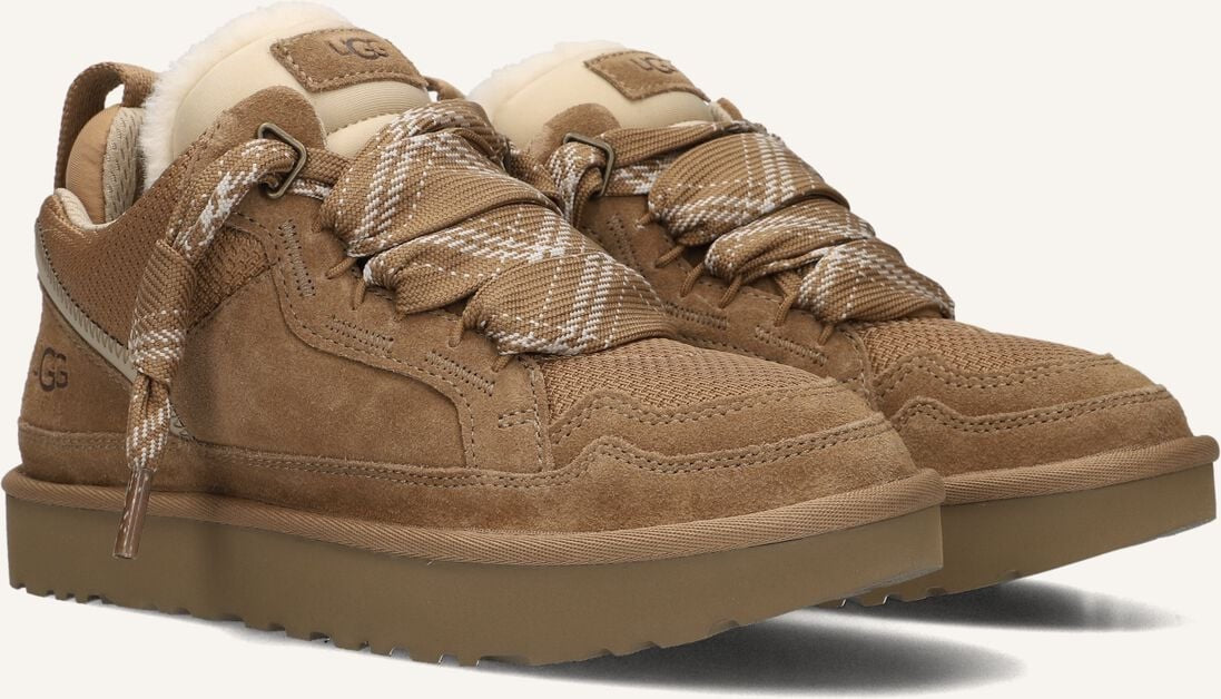 "UGG" Sneaker