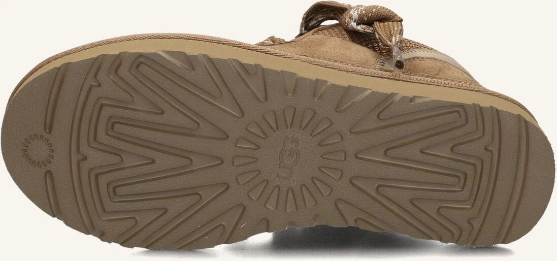 "UGG" Sneaker