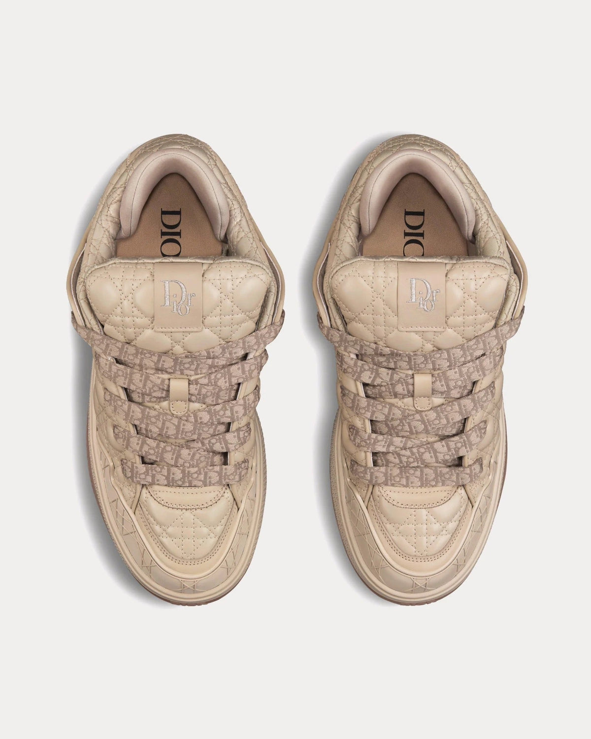 "B9" Sneaker