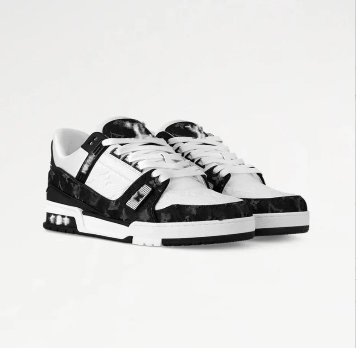 "Lou Trainer" Sneaker